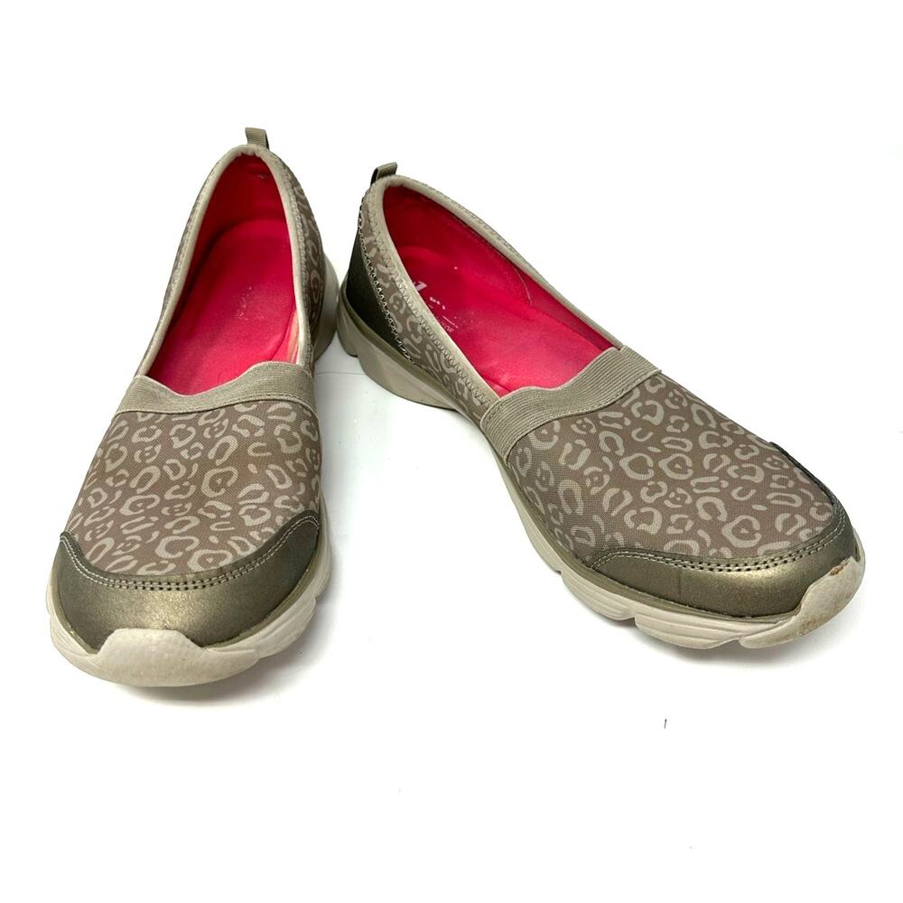 Champion Size 11 Flats Tan Leopard Print Slip On Sneaker Walking Hiking Outdoors